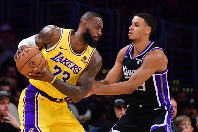 九游体育-TheShy意外战胜湖人，重要助攻引爆全场！