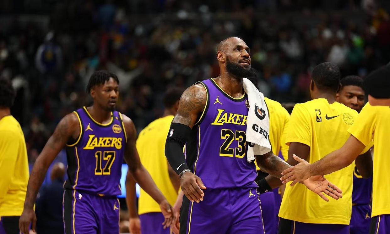 九游-蒂姆焦点对战，詹姆斯与90激战独行侠分钟，爆冷胜负难料！的简单介绍