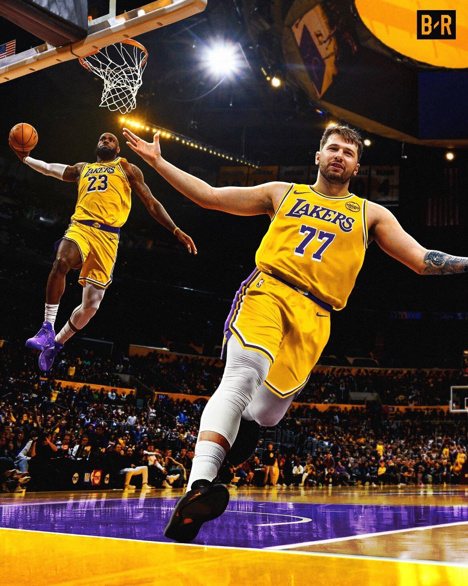 九游娱乐-东契奇回归赛场，惊险取胜首场状态亮眼，DWG观众沸腾！的简单介绍