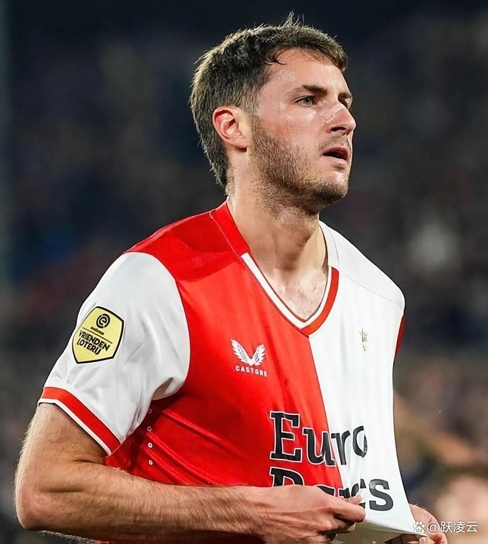 九游-莱万多夫斯基在利物浦比赛中赛事规则更新，战术调整引发热议！的简单介绍